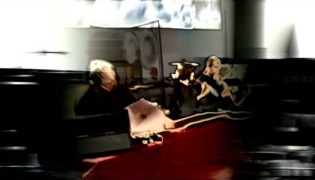 Still from the video: divina.com - 2004 July